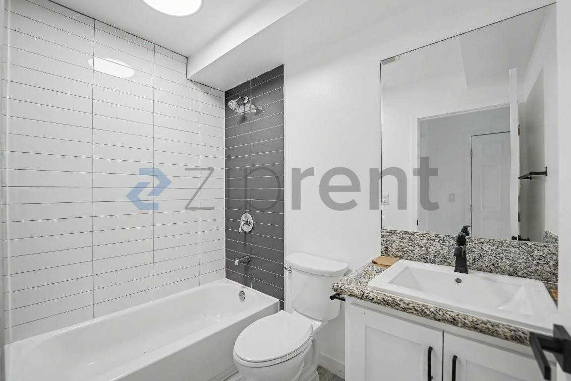 826 W 80th St - Photo 7 of 15