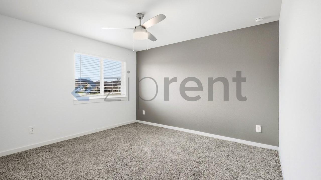 4318 Kircher Park Ln - Photo 5 of 24