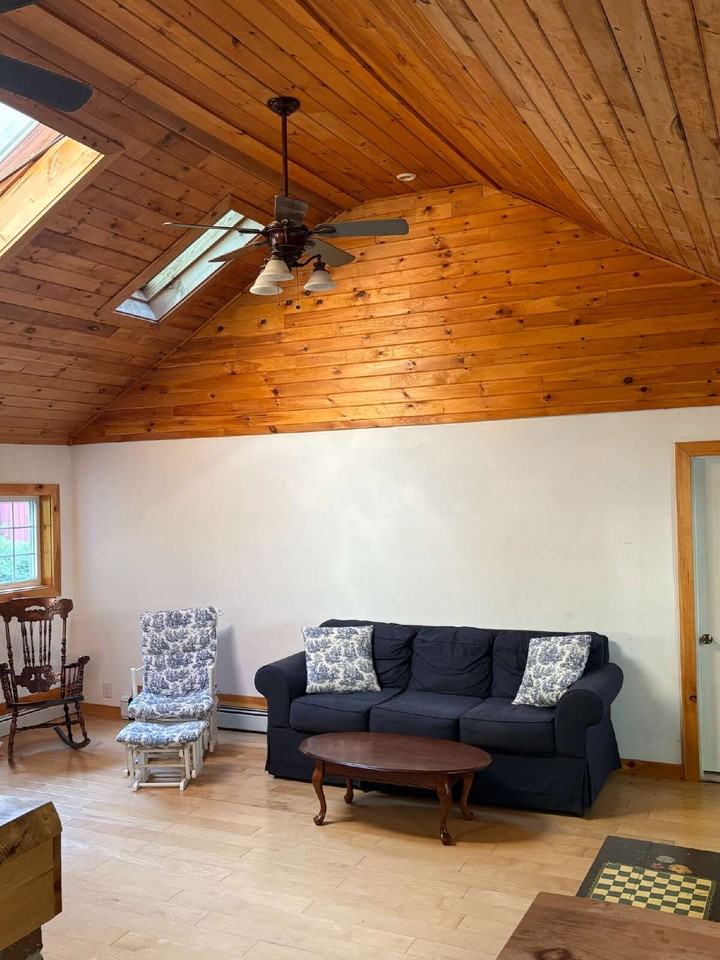 571 Mouse Ln - Photo 3 of 36