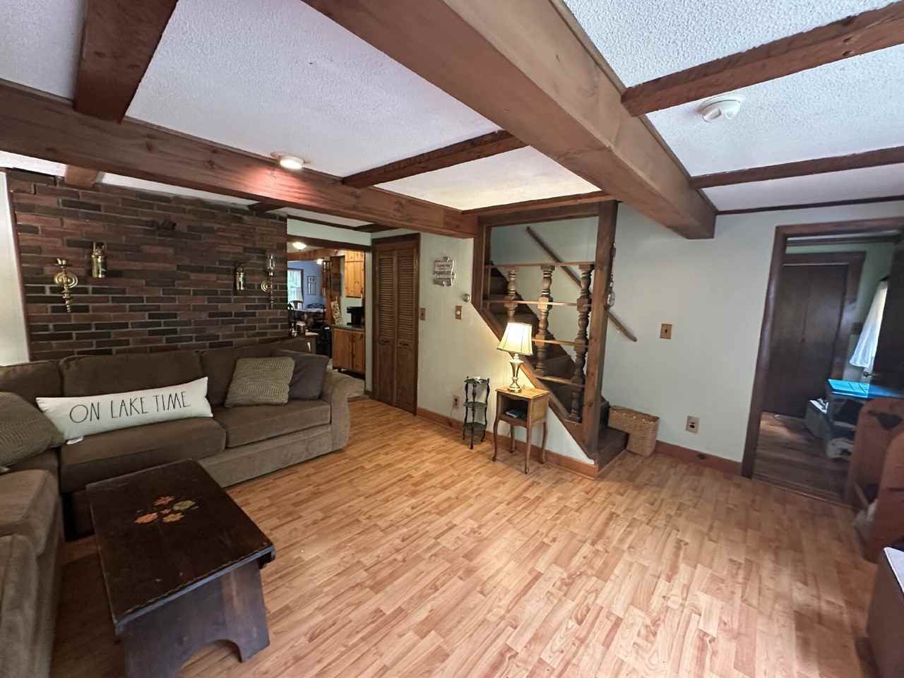 571 Mouse Ln - Photo 6 of 36