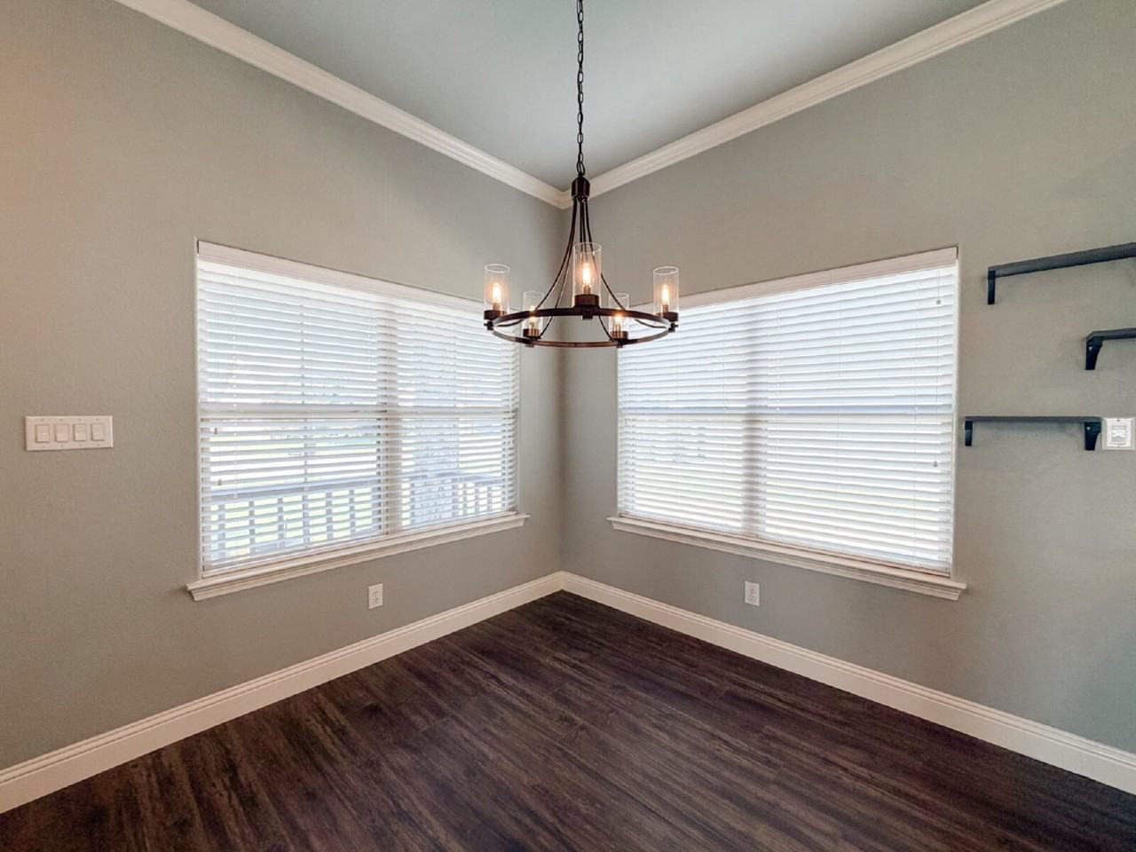 1593 Lizzie Ln - Photo 6 of 30