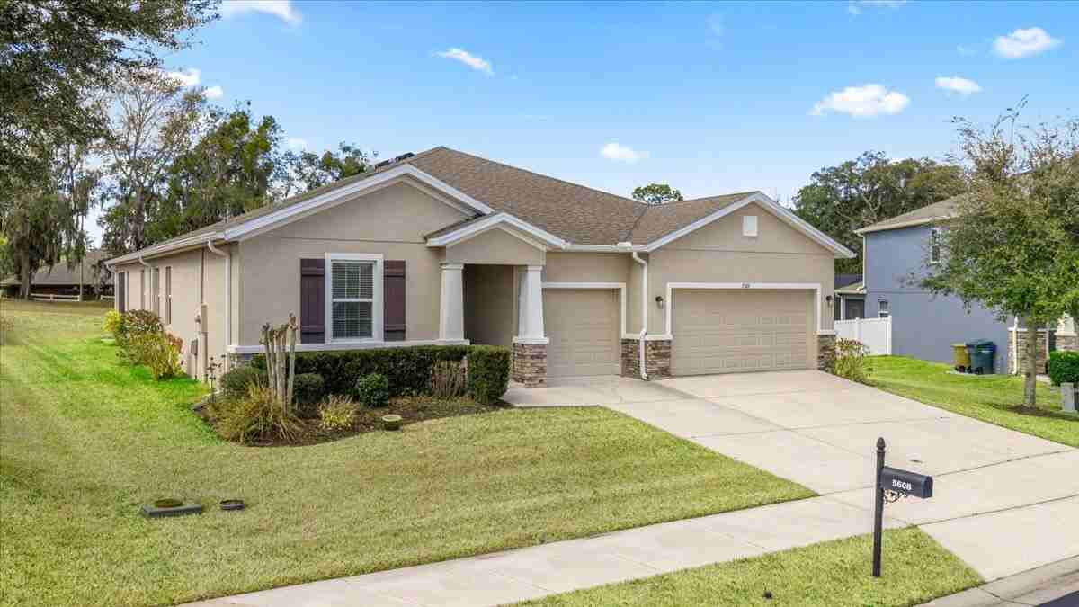 5608 Sw 50th Ct - Photo 2 of 37