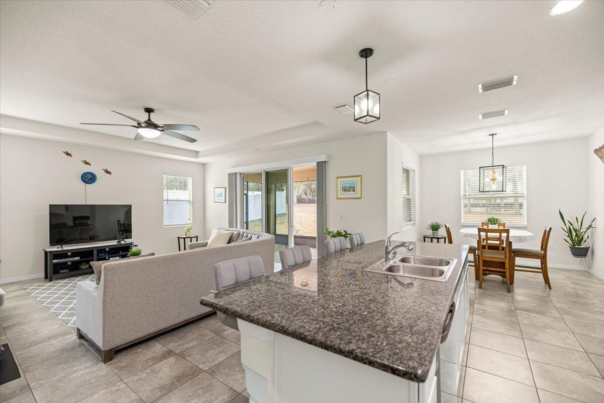 5608 Sw 50th Ct - Photo 5 of 37