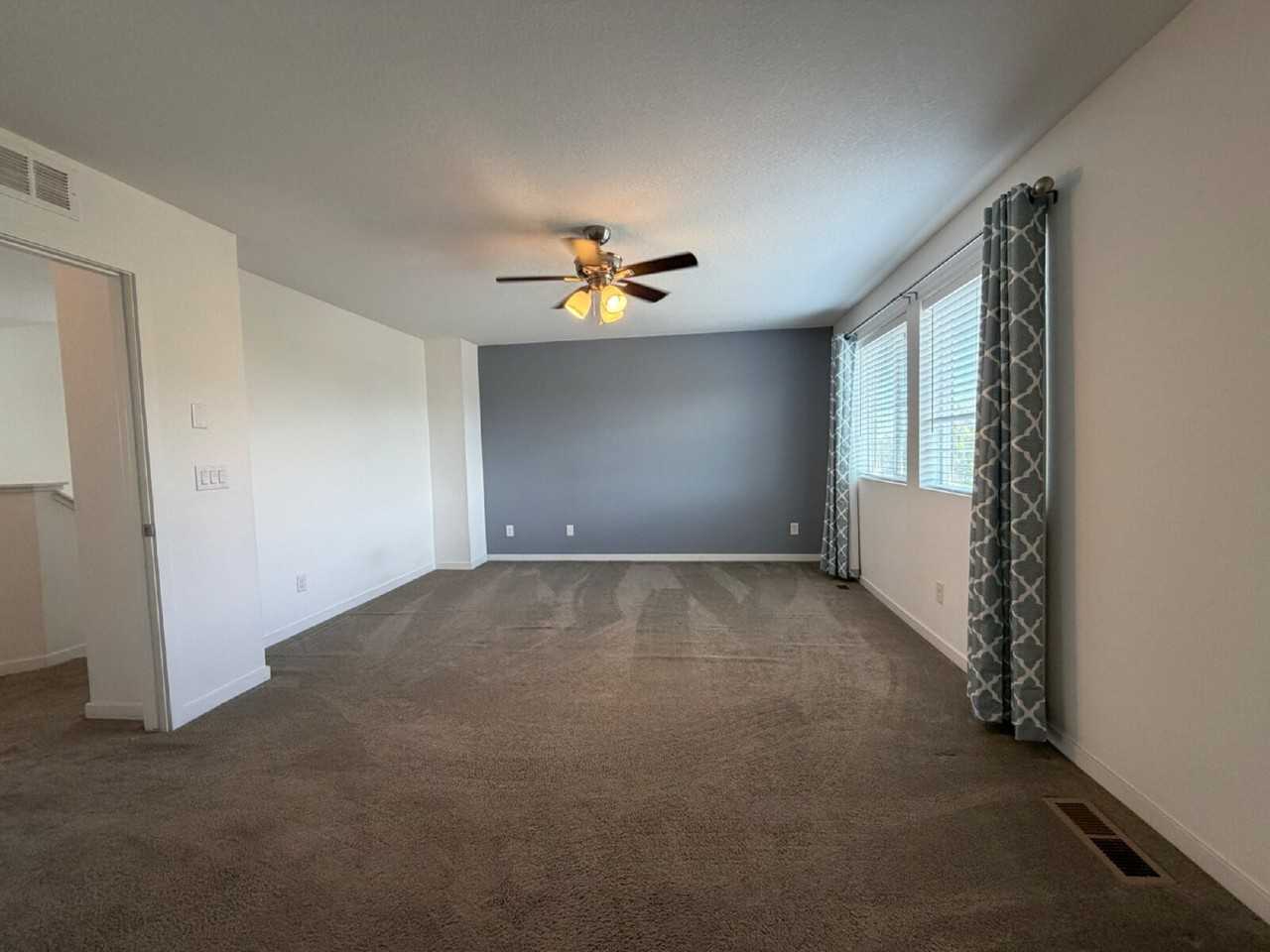 11038 Rifle Ct - Photo 7 of 15