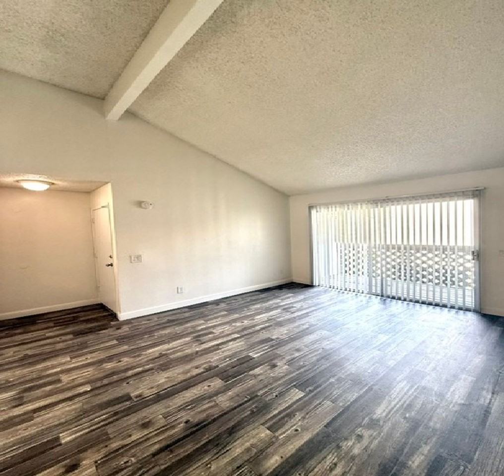 BC - Bonita Court - Photo 6 of 32