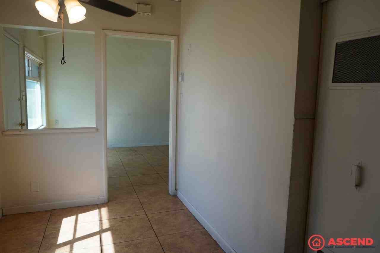 1700 Shamrock Way - Photo 6 of 18