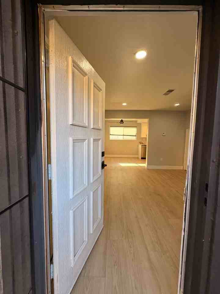 RV T 1708 - Photo 3 of 50