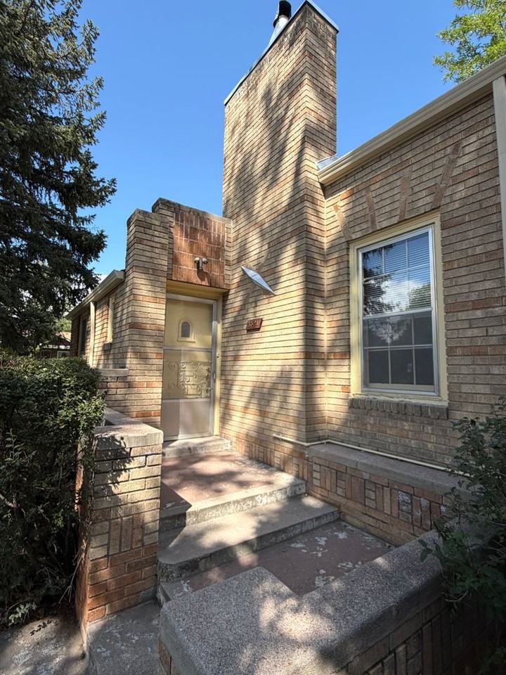 3321 Central Ave - Photo 2 of 22