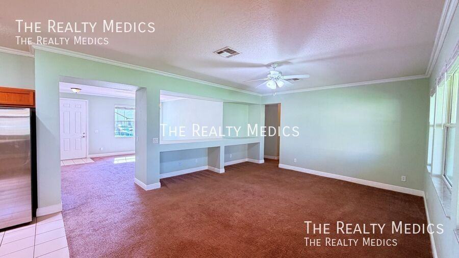 10031 Chorlton Cir - Photo 6 of 33