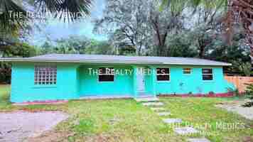 featured image of 31061 Lochmore Cir