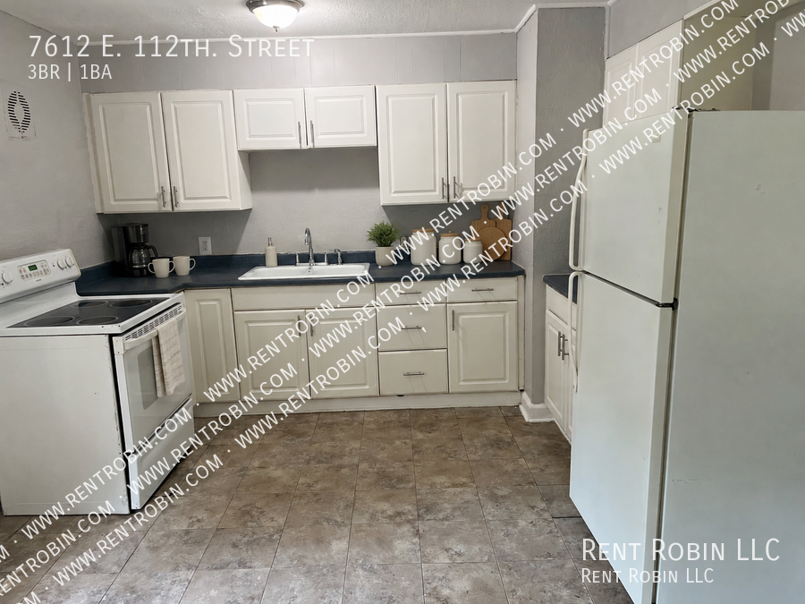 7612 E 112th St - Photo 4 of 13