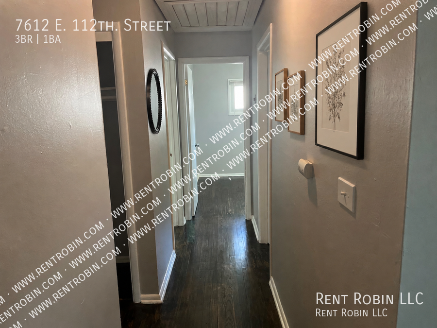 7612 E 112th St - Photo 6 of 13