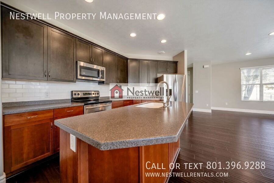 4703 W Firmont Dr - Photo 5 of 44