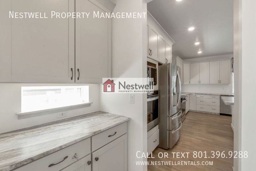 231 S Buckhorn Bath Ave - Photo 4 of 50