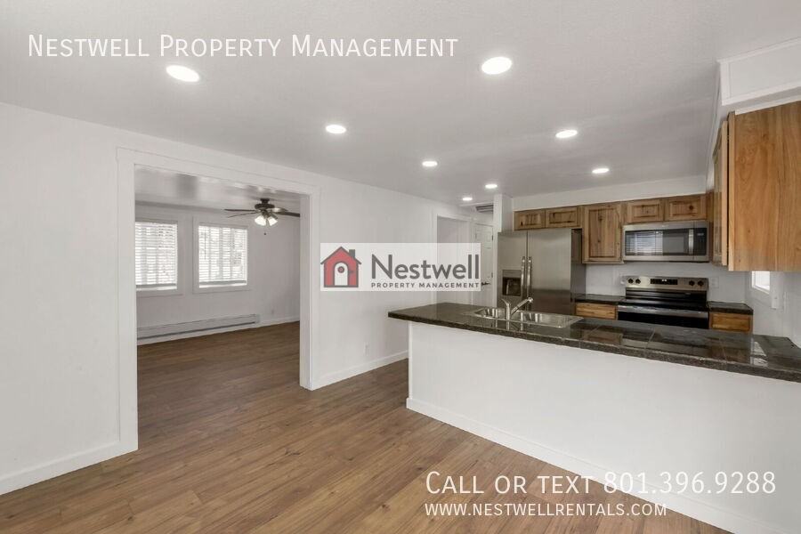 1123 S 680 W - Photo 4 of 30