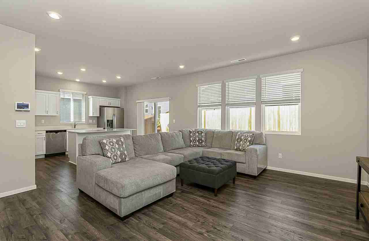 7405 281st St Nw #1 - Photo 6 of 26