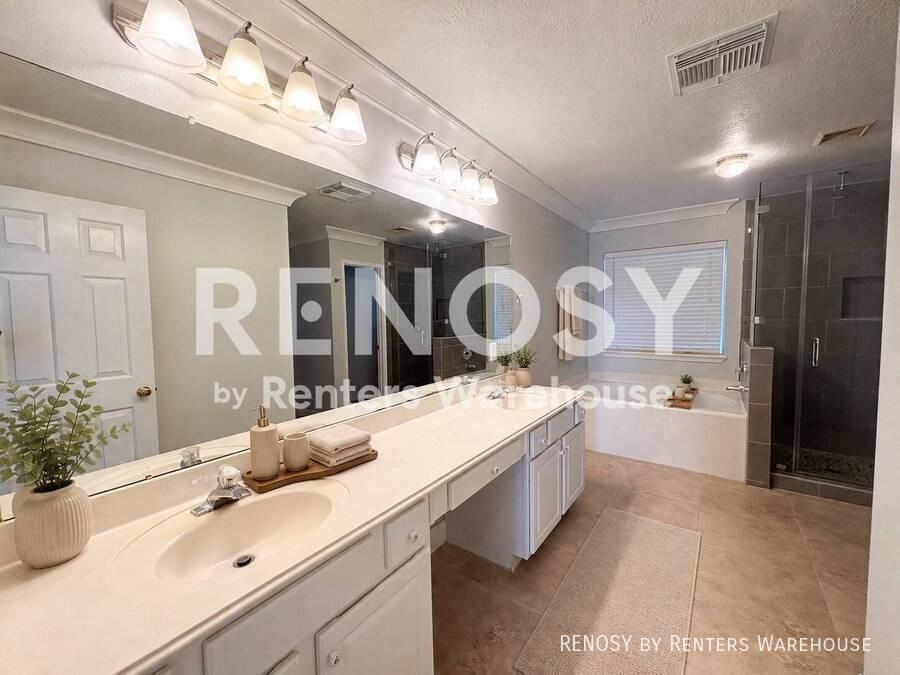 19207 Poplar Trails Ln - Photo 2 of 47
