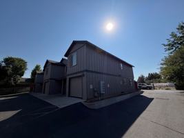 featured image of 1964 Sw Reindeer Ave