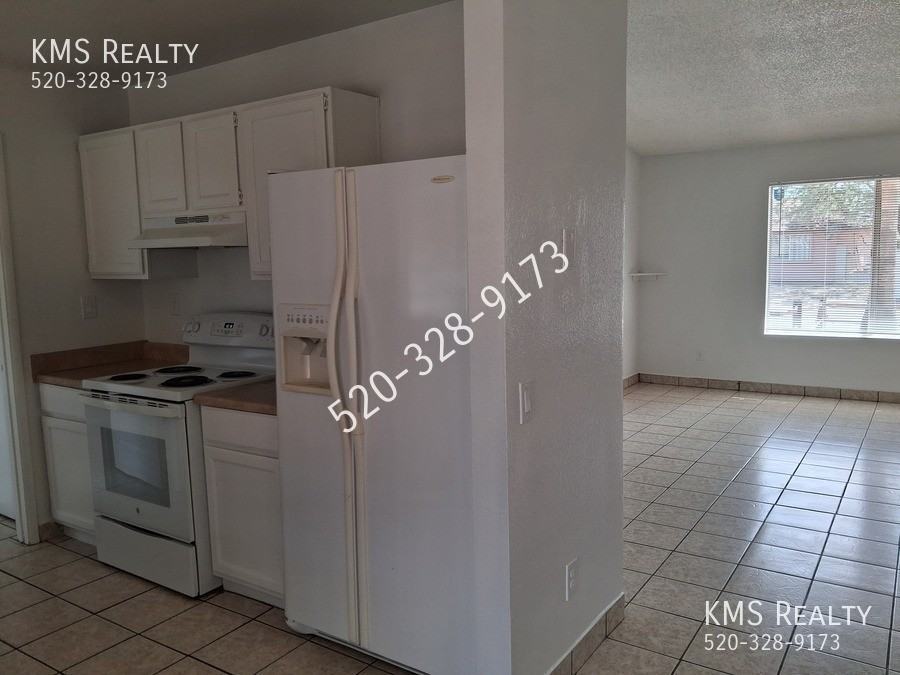 7050 S Placita Del Mundo - Photo 3 of 24