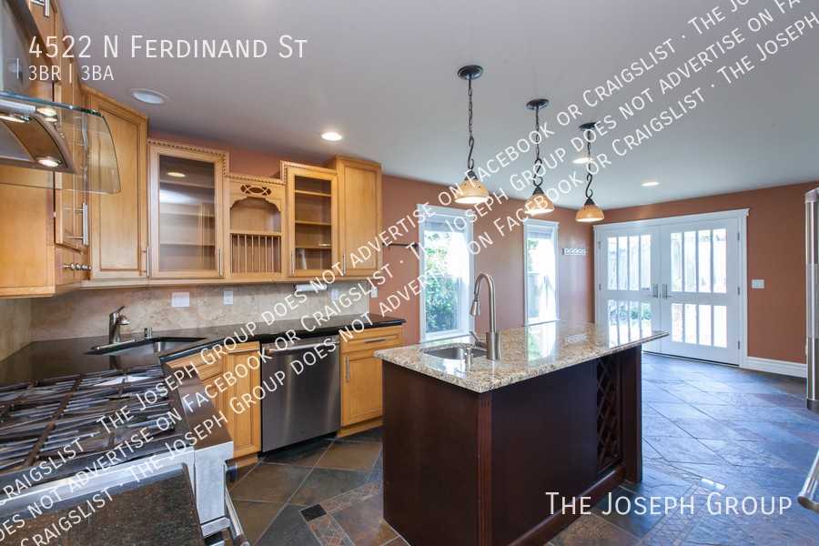4522 N Ferdinand St - Photo 7 of 25