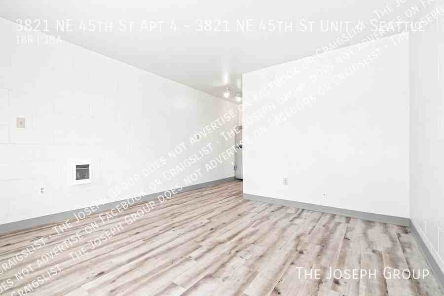 3821 Ne 45th St #4 - Photo 5 of 22