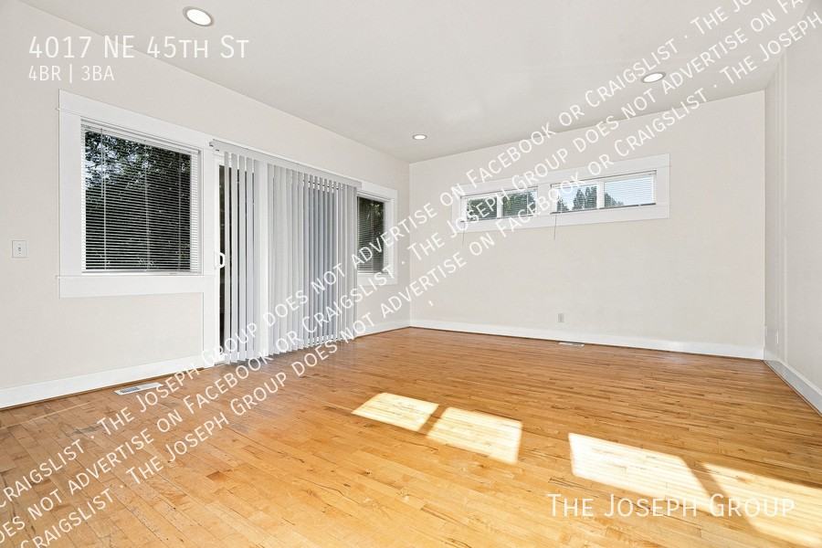 4017 Ne 45th St - Photo 2 of 28