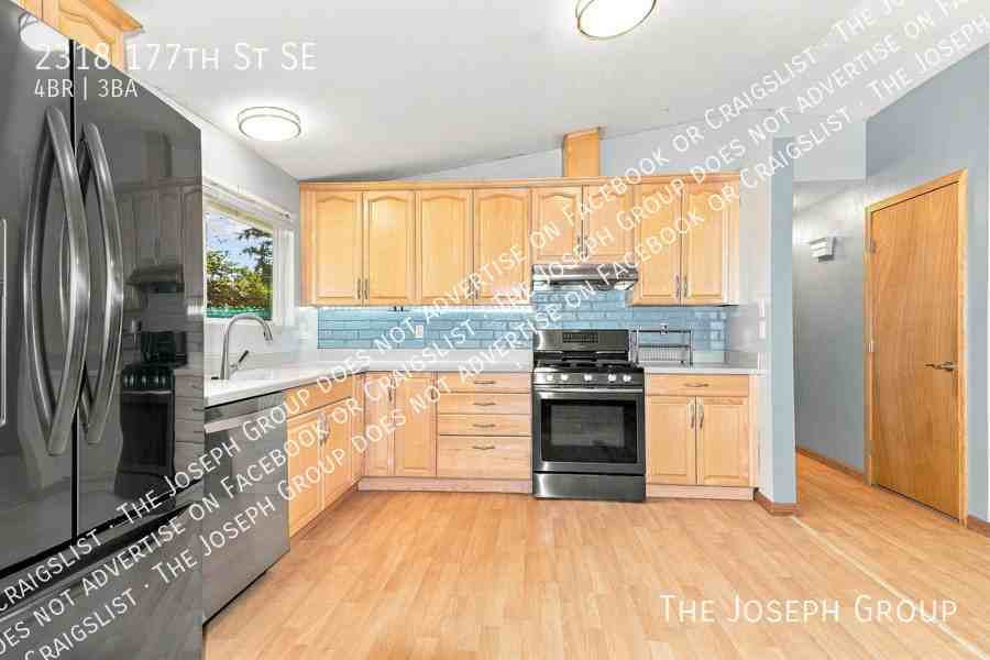 2318 177th St Se - Photo 7 of 28