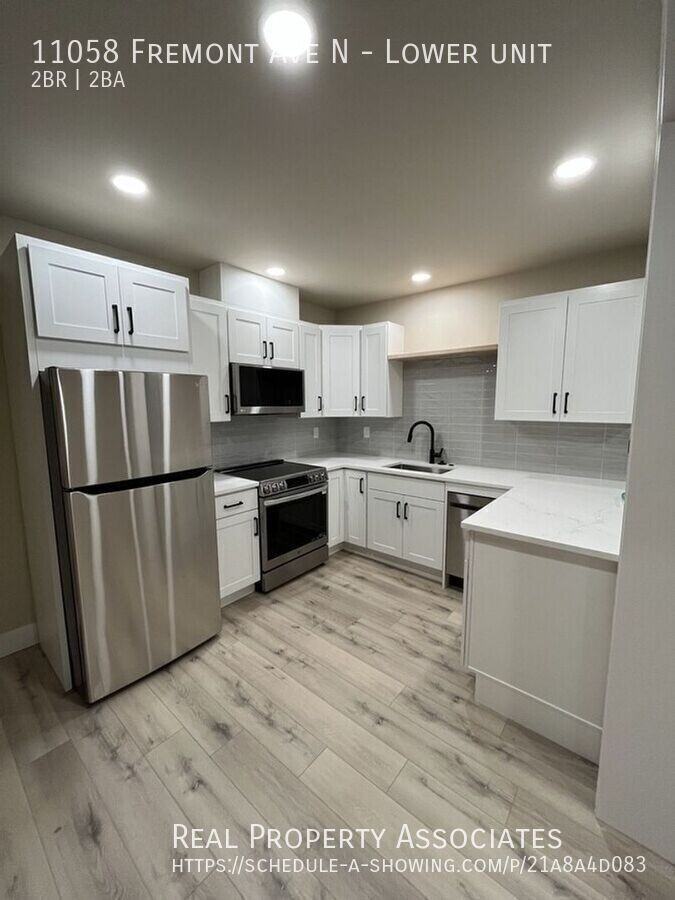 11058 Fremont Ave N - Photo 5 of 18