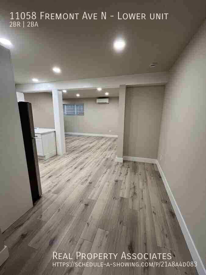 11058 Fremont Ave N - Photo 6 of 18