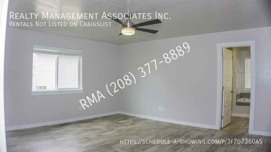 11942 W Hiawatha Dr - Photo 7 of 19