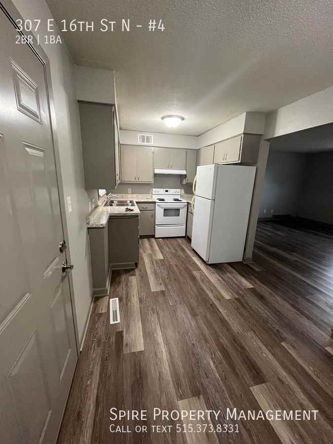 307 E 16th St N #4 - Photo 3 of 9