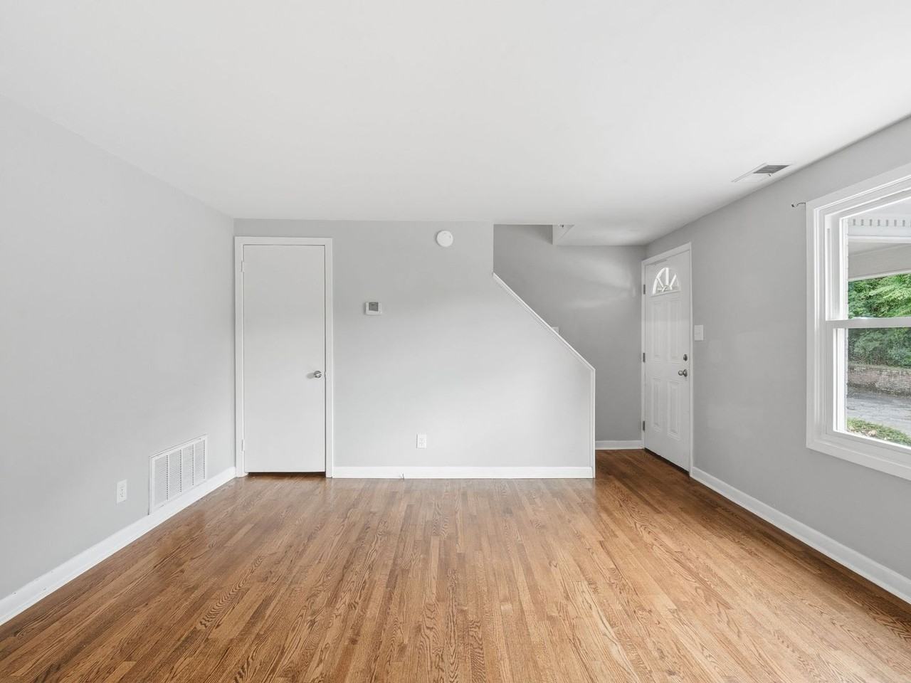 803 Starling Avenue - Photo 6 of 35