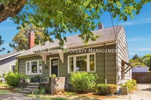 2614 Ne 33rd Ave - Photo 1 of 1