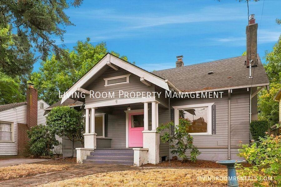7504 Se Woodstock Blvd - Photo 2 of 36