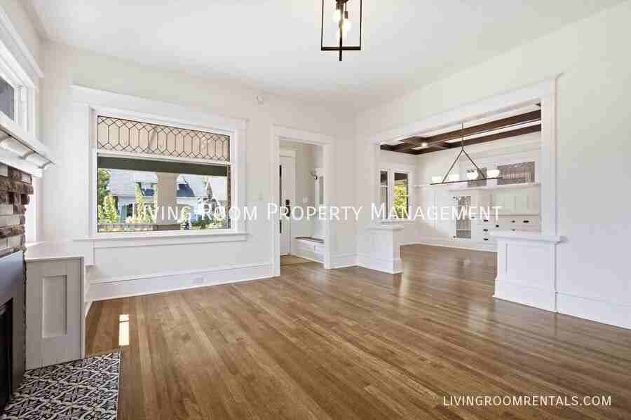 1740 Se 47th Ave - Photo 4 of 17