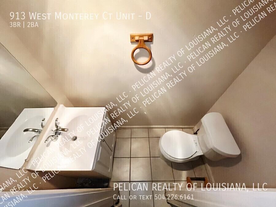 913 W Monterey Ct #D - Photo 5 of 9
