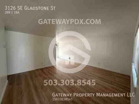 3126 Se Gladstone St - Photo 7 of 25