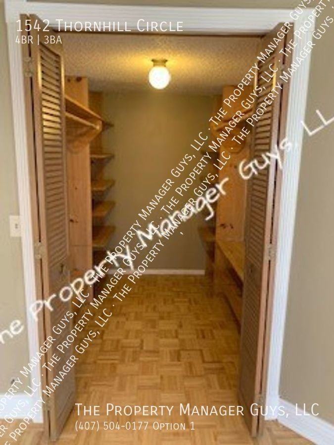 1542 Thornhill Cir - Photo 3 of 44