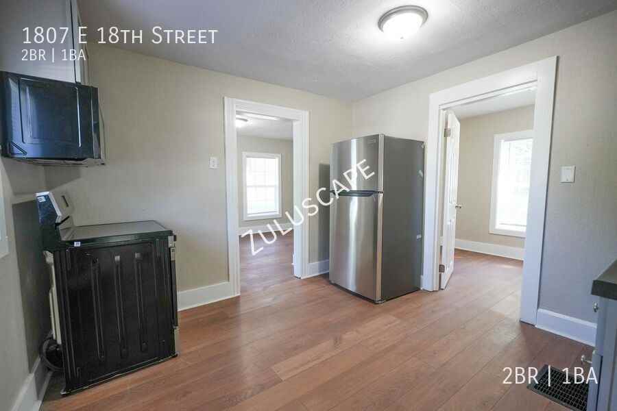 1807 E 18th St - Photo 5 of 21