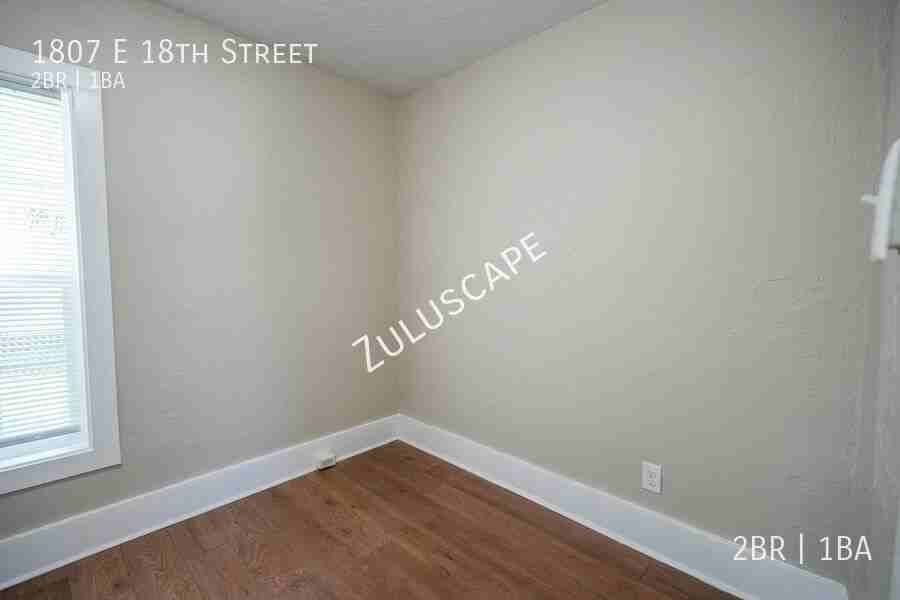 1807 E 18th St - Photo 7 of 21