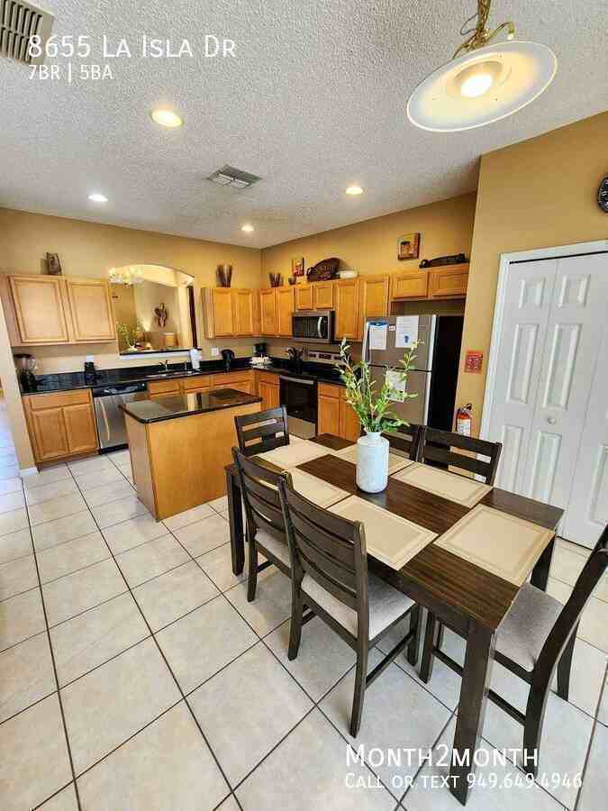8655 La Isla Dr - Photo 4 of 29