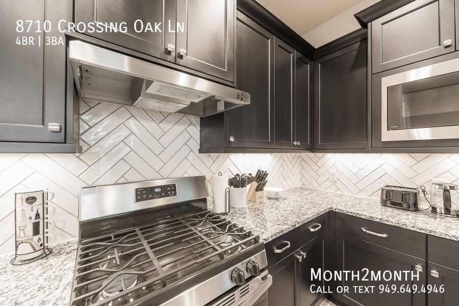 8710 Crossing Oak Ln - Photo 7 of 29