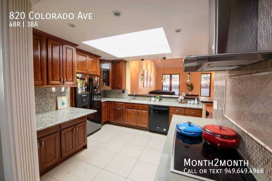 820 Colorado Ave - Photo 4 of 26