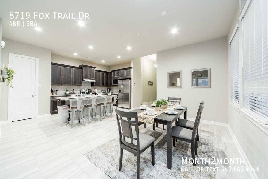 8719 Fox Trail Dr - Photo 4 of 25