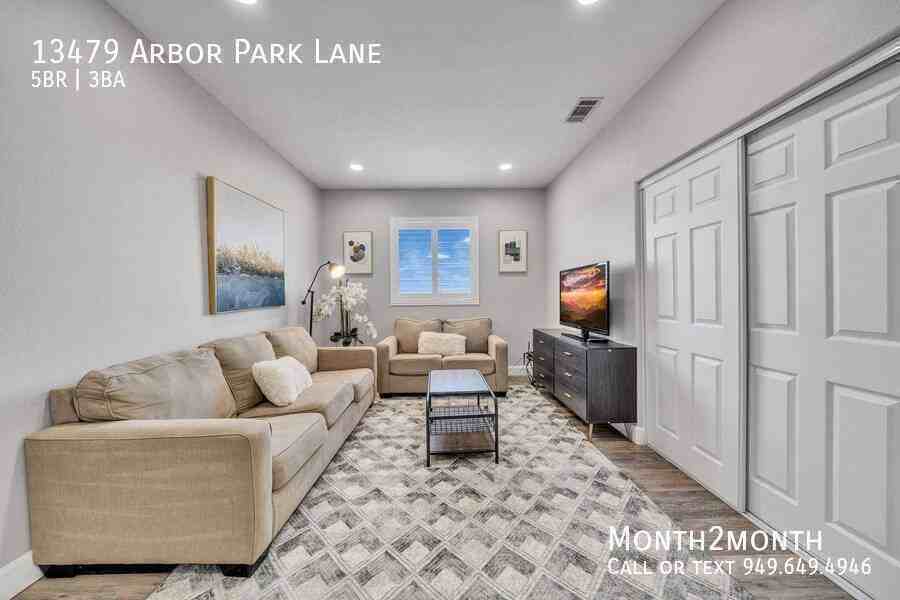 13479 Arbor Park Ln - Photo 5 of 50