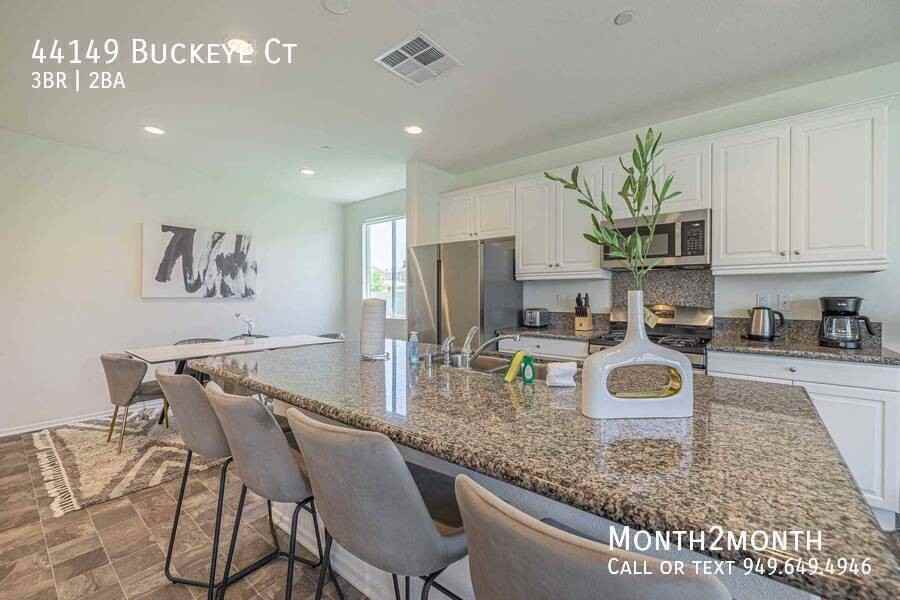 44149 Buckeye Ct - Photo 7 of 34