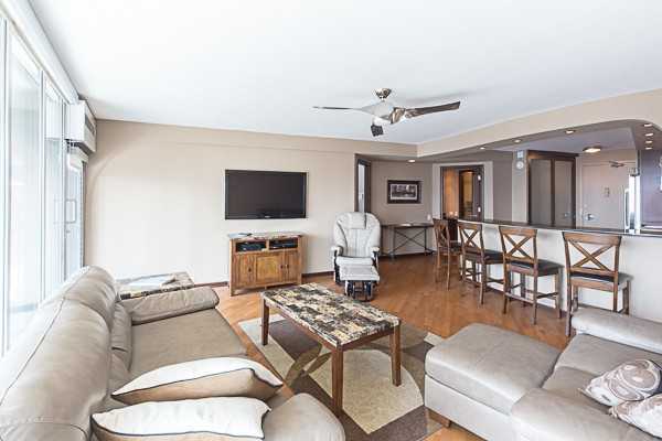 300 North State Street - 3334Unit 3334 #3334 - Photo 3 of 9