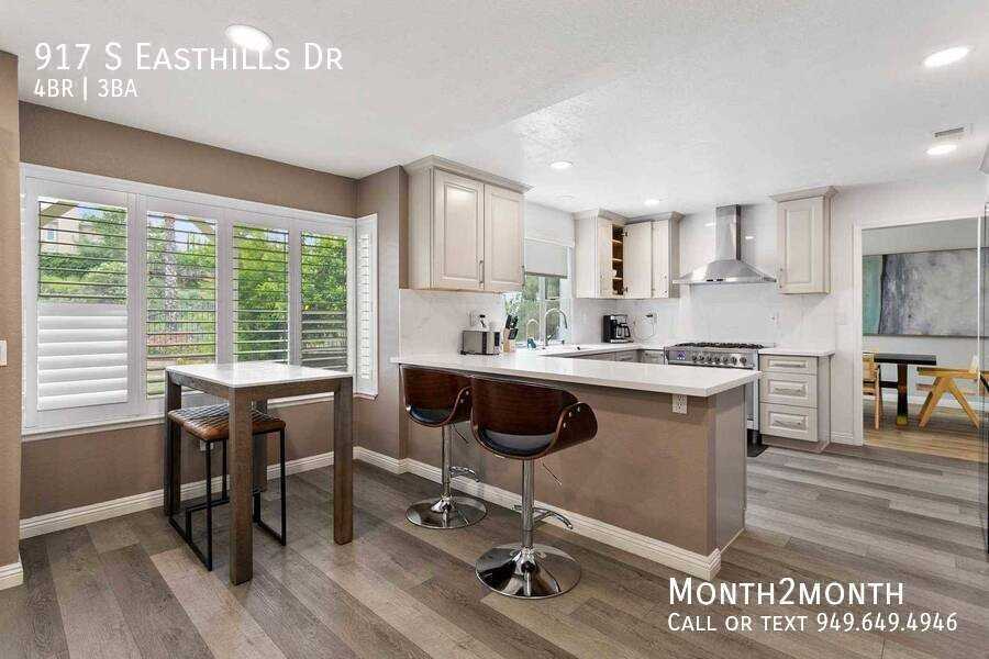917 S Easthills Dr - Photo 7 of 26