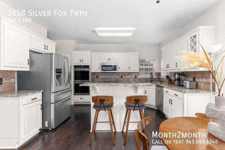 3658 Silver Fox Path - Photo 7 of 41