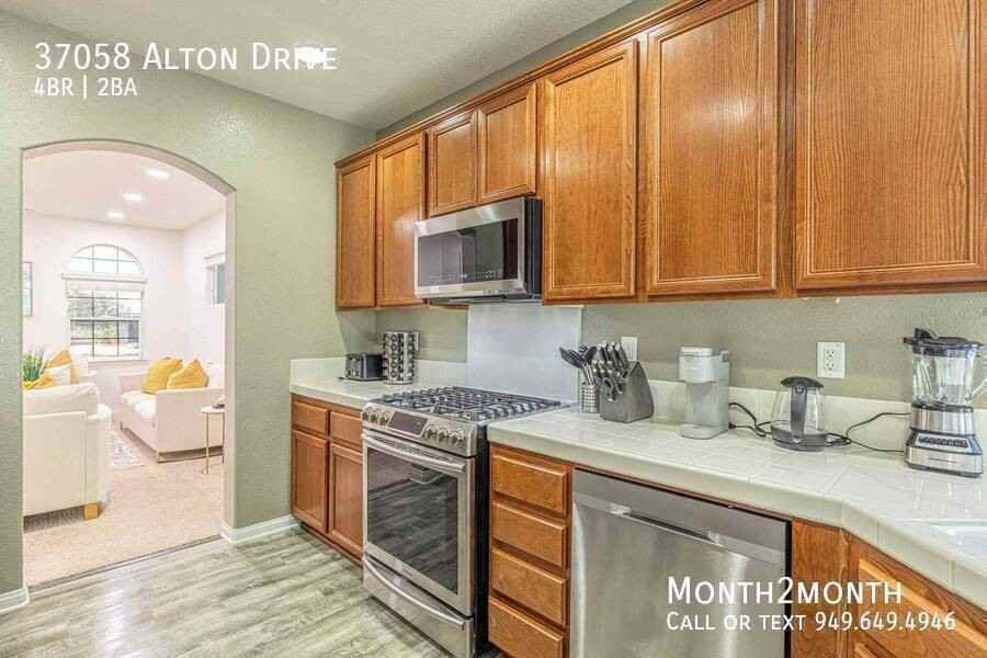 37058 Alton Dr - Photo 7 of 35